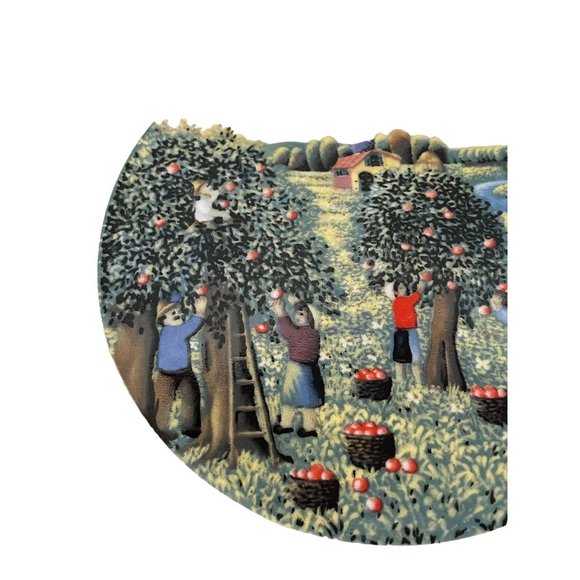 Vintage FOUR SEASONS Plate Tabletops Unlimited Apple Picking Theme Collectible - Picture 3 of 8